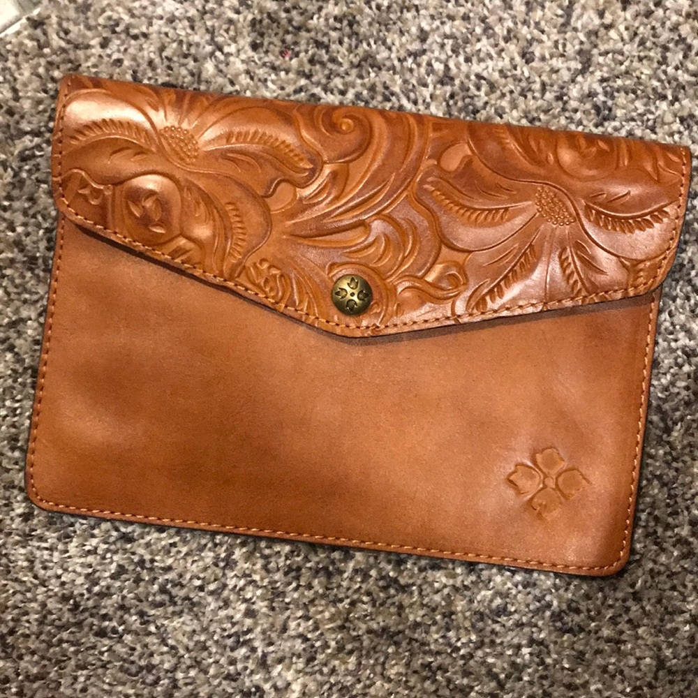 P A T R I C I A   N A S H   pouch